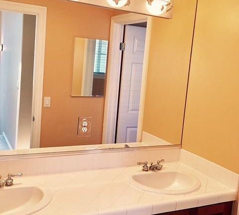 4th image of 26620 Country Creek Ln