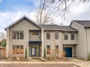 5872 SE 15th Ave, Portland, OR 97202