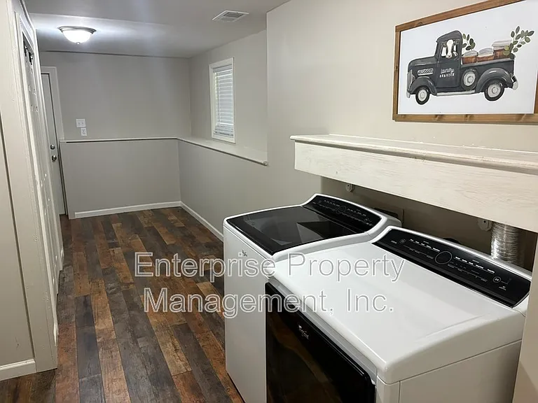 6843 Autumnhill Ln — Photo 38