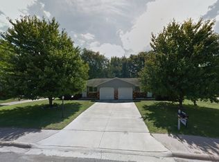 12138 N Woodcrest Dr, Dunlap, IL 61525