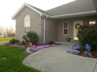 4427 S 88th Rd, Bolivar, MO 65613