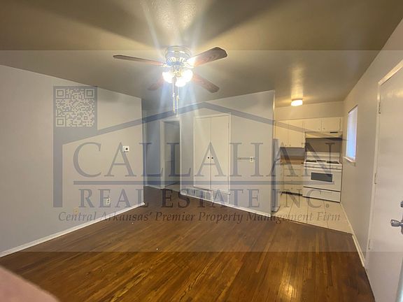 5th image of 704 W M St #202