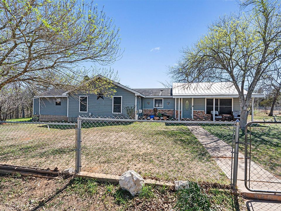 1st image of 137 Scarlet Oaks Dr