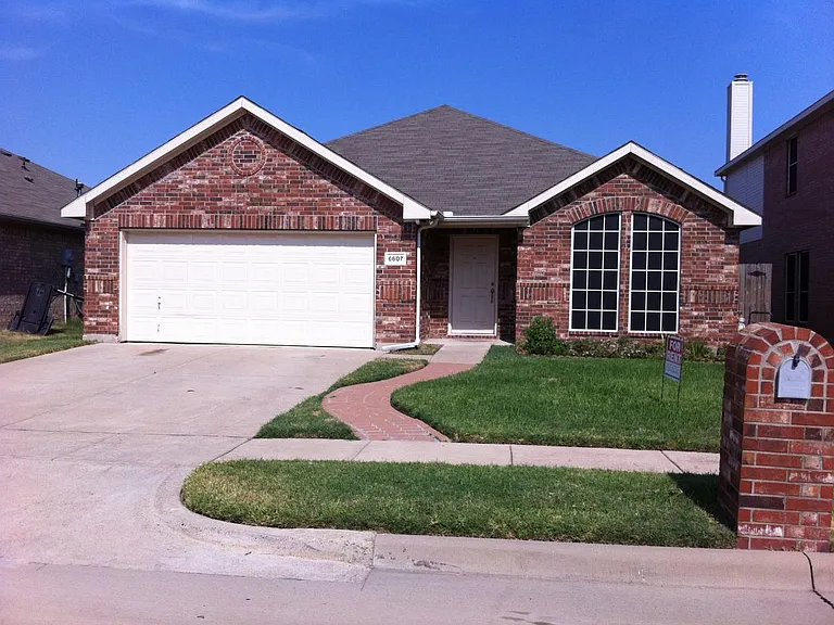 6607 Watch Hill Ct — Photo 1