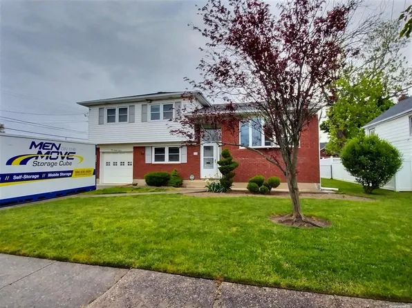 127 George Place, Oceanside, NY 11572