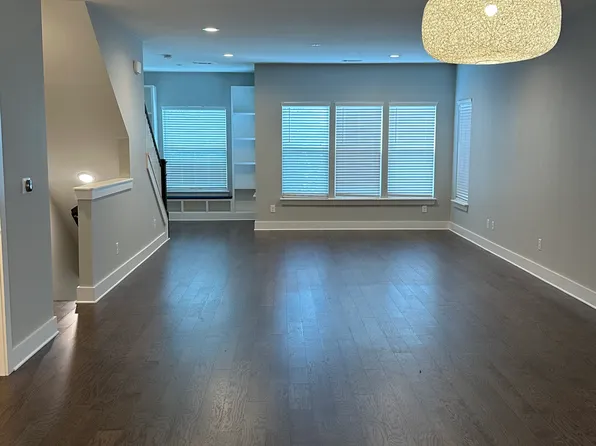 1633 54th Ave N #17, Nashville, TN 37209