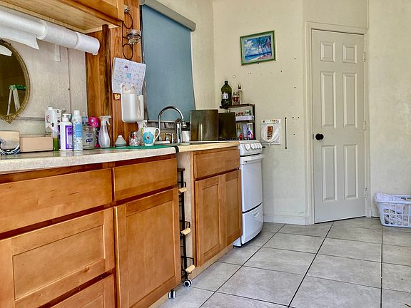 2nd image of 3633 Garvin Ave #3