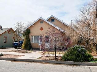 1107 Los Tomases Dr NW, Albuquerque, NM 87102