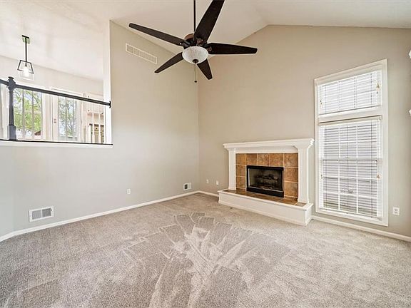 4th image of 14907 S Summit St