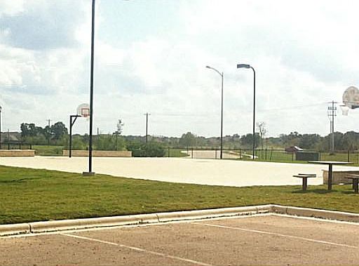 5th image of 15702 Timber Creek Ln