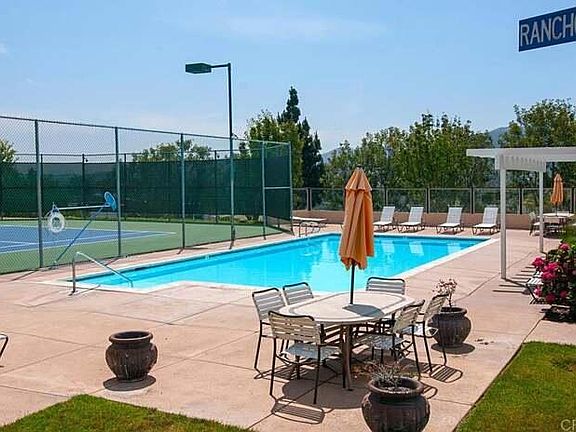 5th image of 874 S Rancho Santa Fe Rd S APT B