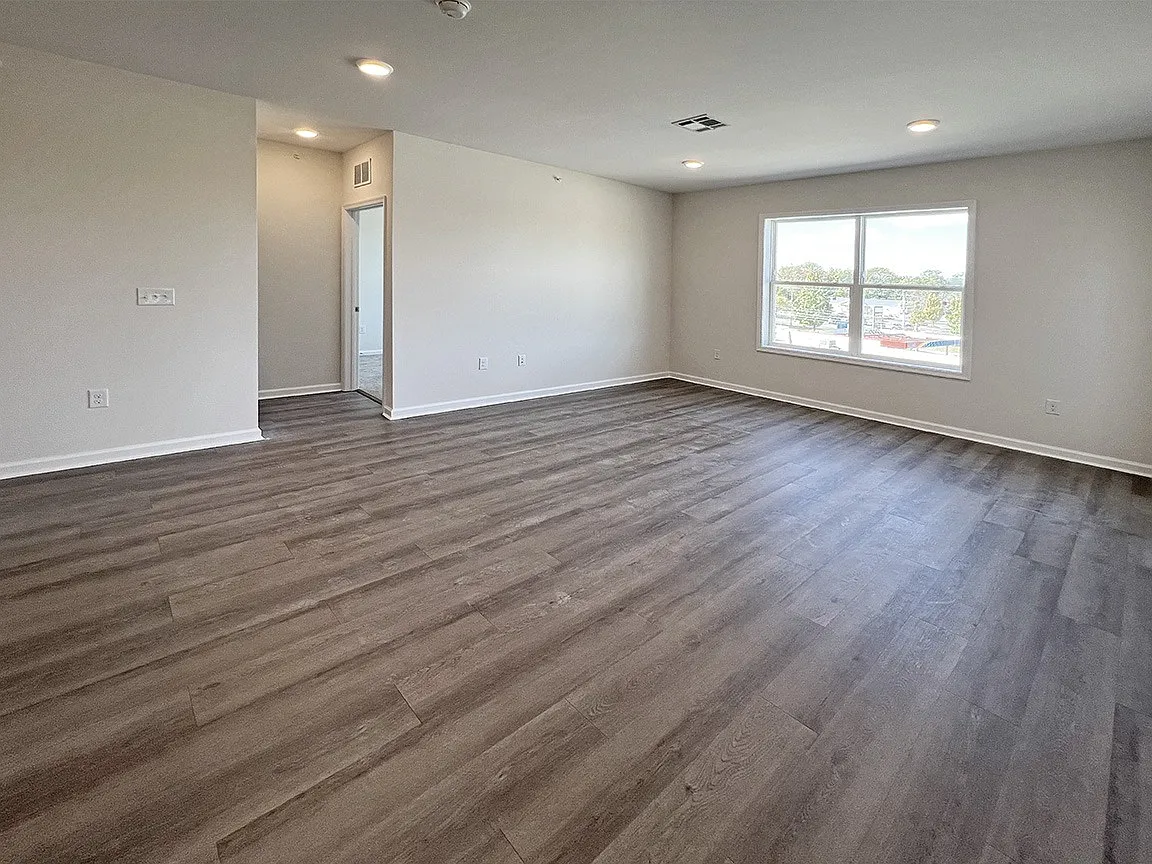 Linden Lofts — Photo 2