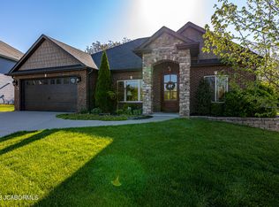 2612 Stratford Chase Cir, Columbia, MO 65201