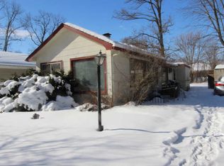 12 Ridgeland Ave, Fox Lake, IL 60020