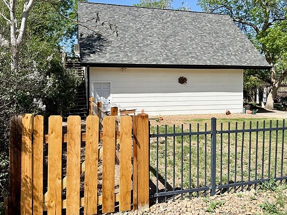 3rd image of 3401 Fenton St