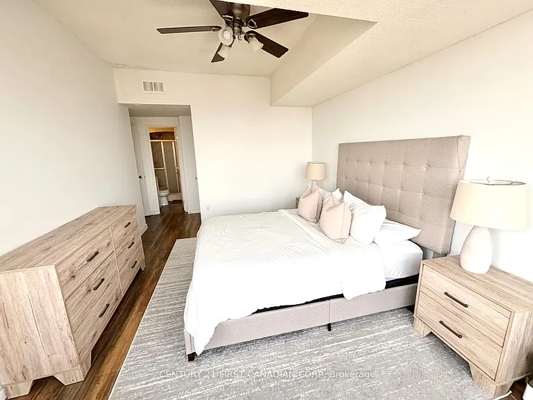 744 Wonderland Rd S #1206 — Photo 9