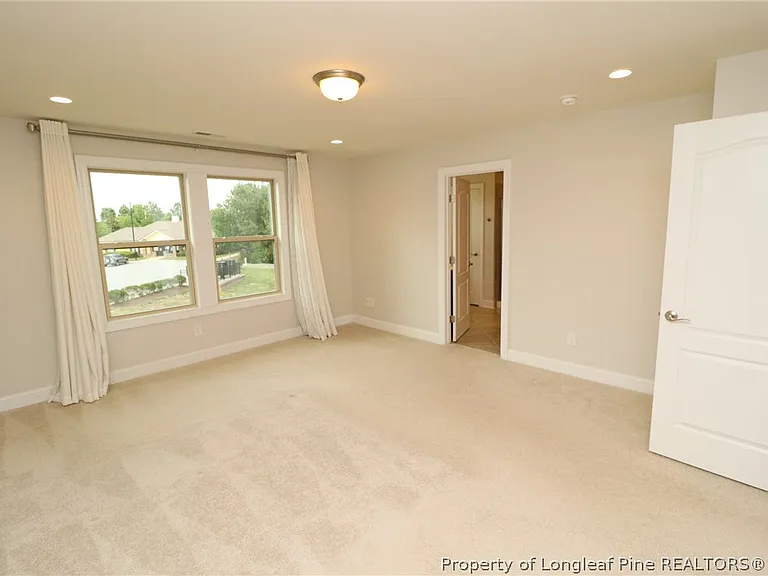 410 Boscawen Ln — Photo 22