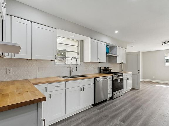 5th image of 4327 Ray Ave