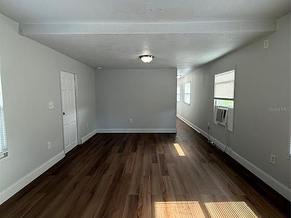 3rd image of 37412 Carringer Rd #37412