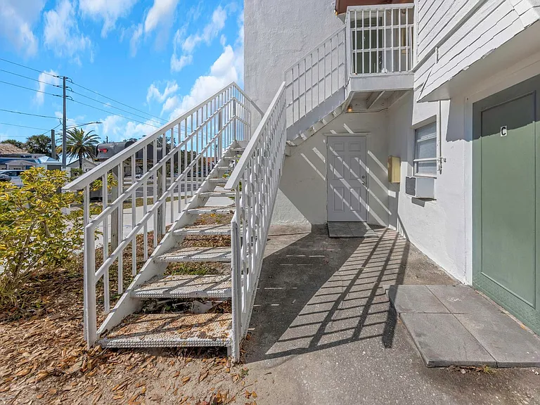416 Skinner Blvd — Photo 76
