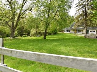 25 Perona Rd, Andover, NJ 07821