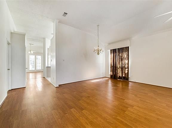 4th image of 4117 Wynford Dr