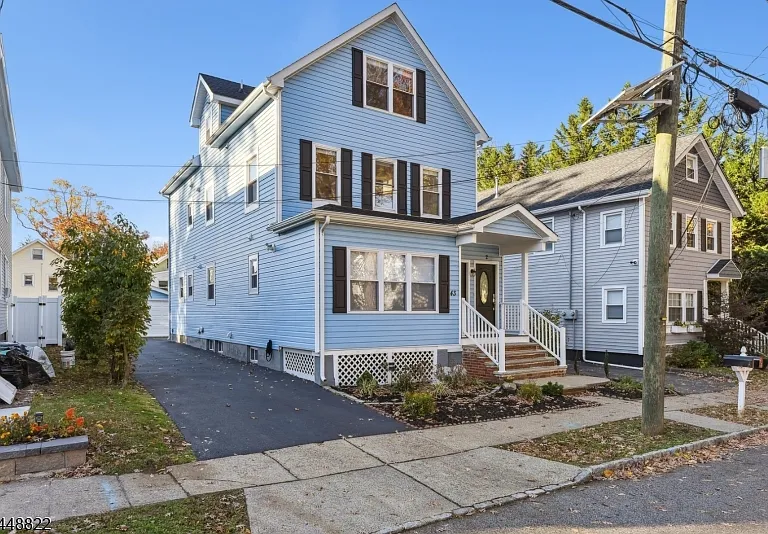 43 Howe Ave #2 — Photo 1