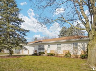 340 S Monroe St, Blissfield, MI 49228