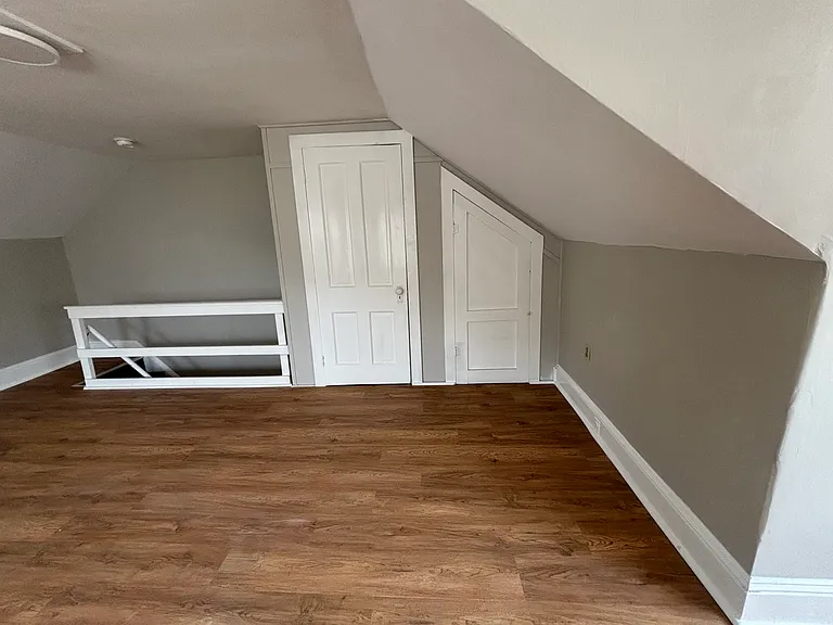 414 W Broad St #2 — Photo 3