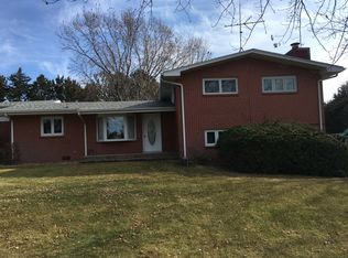 1032 E Sandra Rd, North Platte, NE 69101