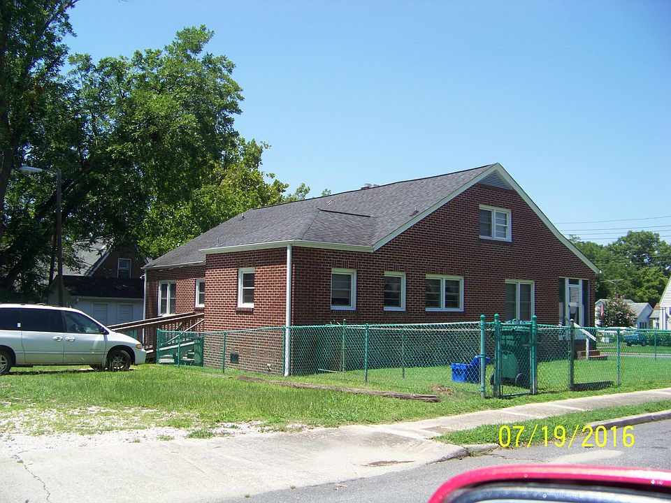2nd image of 107 Academy St