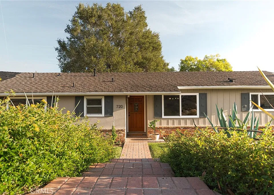 720 Circle Dr