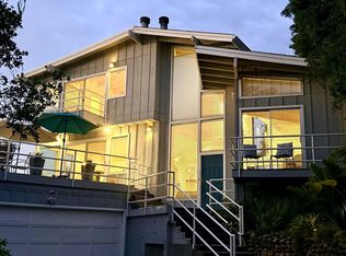 555 Vista Del Mar Dr, Aptos, CA 95003