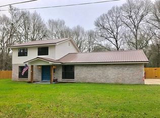 150 Sheila Dr, Picayune, MS 39466