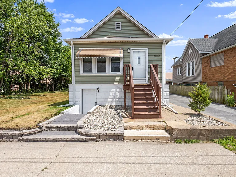 6039 Jackson Ave — Photo 11