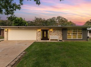2010 William Brewster St, Irving, TX 75061