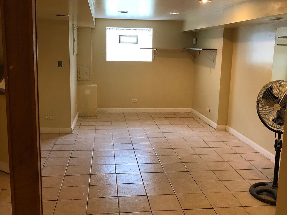 1st image of 209 N Laporte Ave