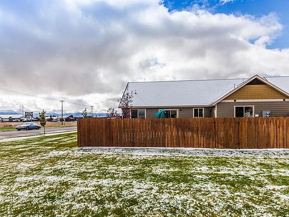 4th image of 209A Prairie Grass Ct