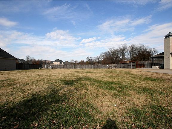 3rd image of 4108 Eastpoint Dr #21