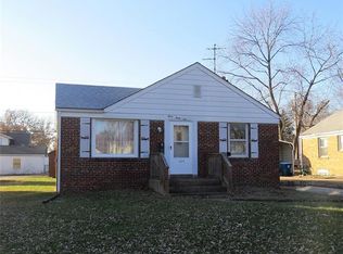 346 S Central Ave, Wood River, IL