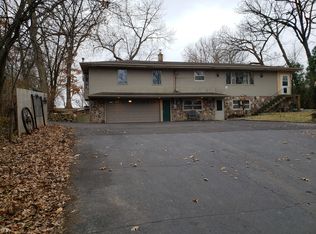 7881 Prairie Hill Rd, South Beloit, IL 61080