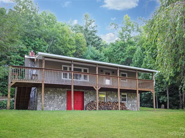 2463 Old State Highway 226, Spruce Pine, NC 28777