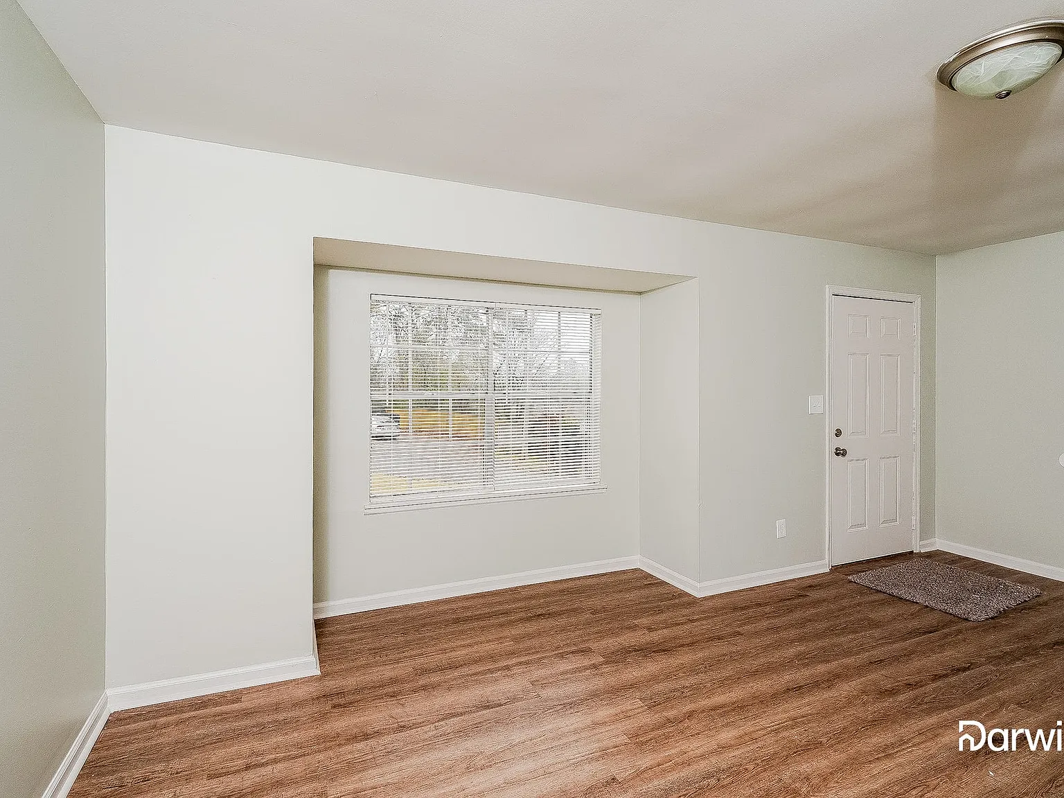 3 bed, 2.0 bath, 1114 sqft, $1,475 — Photo 3