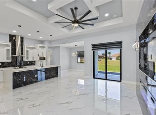 115 NW 6th St, Cape Coral, FL 33993