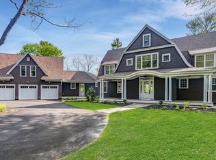 54 Waites Landing Rd, Falmouth, ME 04105