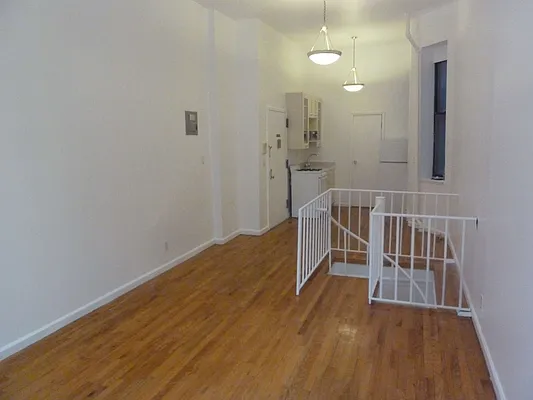 Rented by Halstead Real Estate | media 16