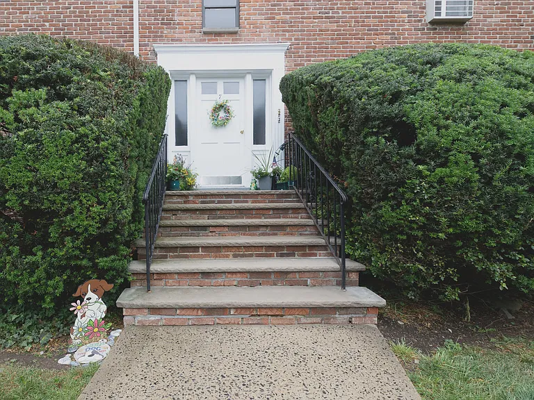 7B Stone Hill Rd #B — Photo 2