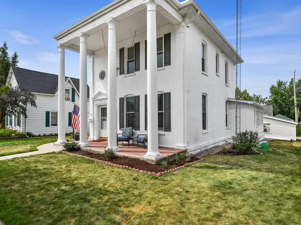 319 West Franklin Street, Portage, WI 53901