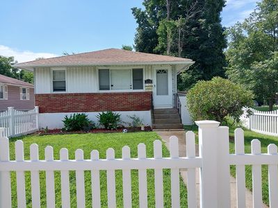 130 Burncoat St, Worcester, MA, 01605