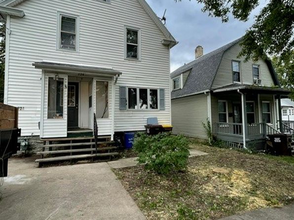 224 Summit St